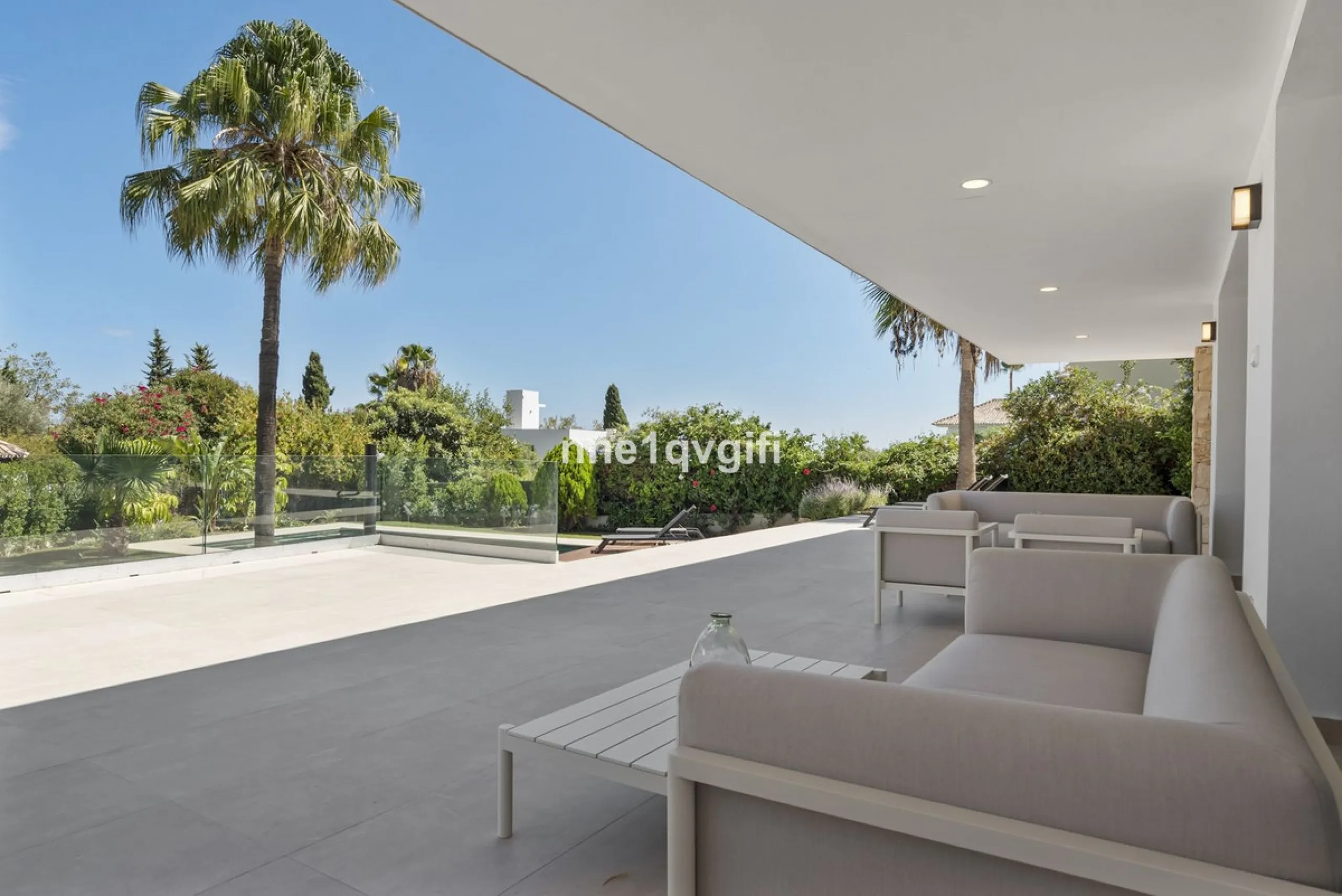 Easy viewings! Keys in the office.