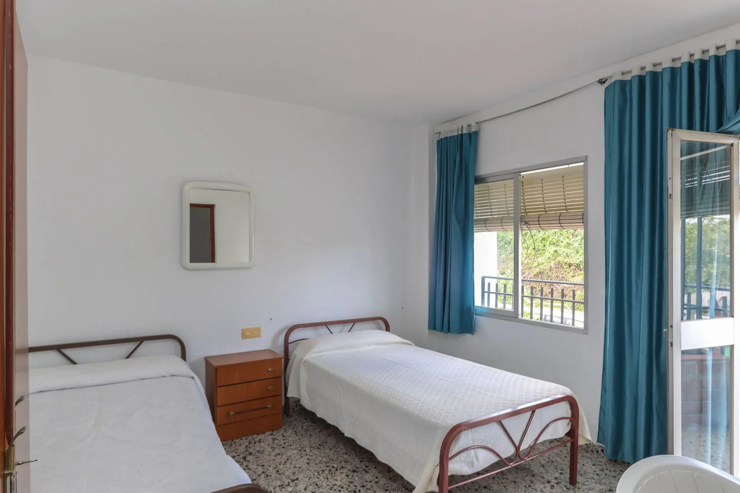 Commercial - Hostel в продаже в Tolox, Málaga. В доме 26 спален и 29 ванных комнат. Площадь дома 600 м²