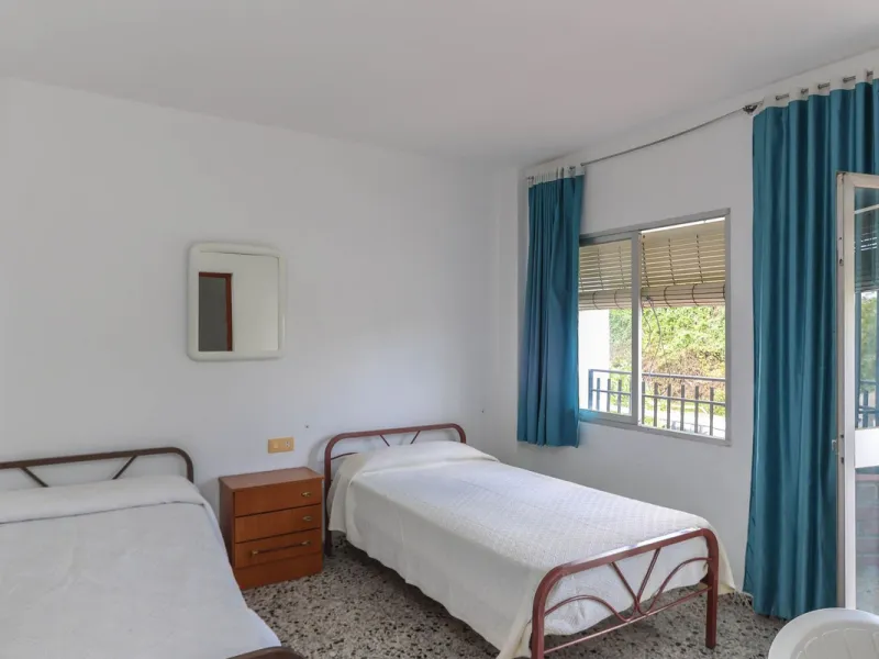 Commercial - Hostel в продаже в Tolox, Málaga. В доме 26 спален и 29 ванных комнат. Площадь дома 600 м²