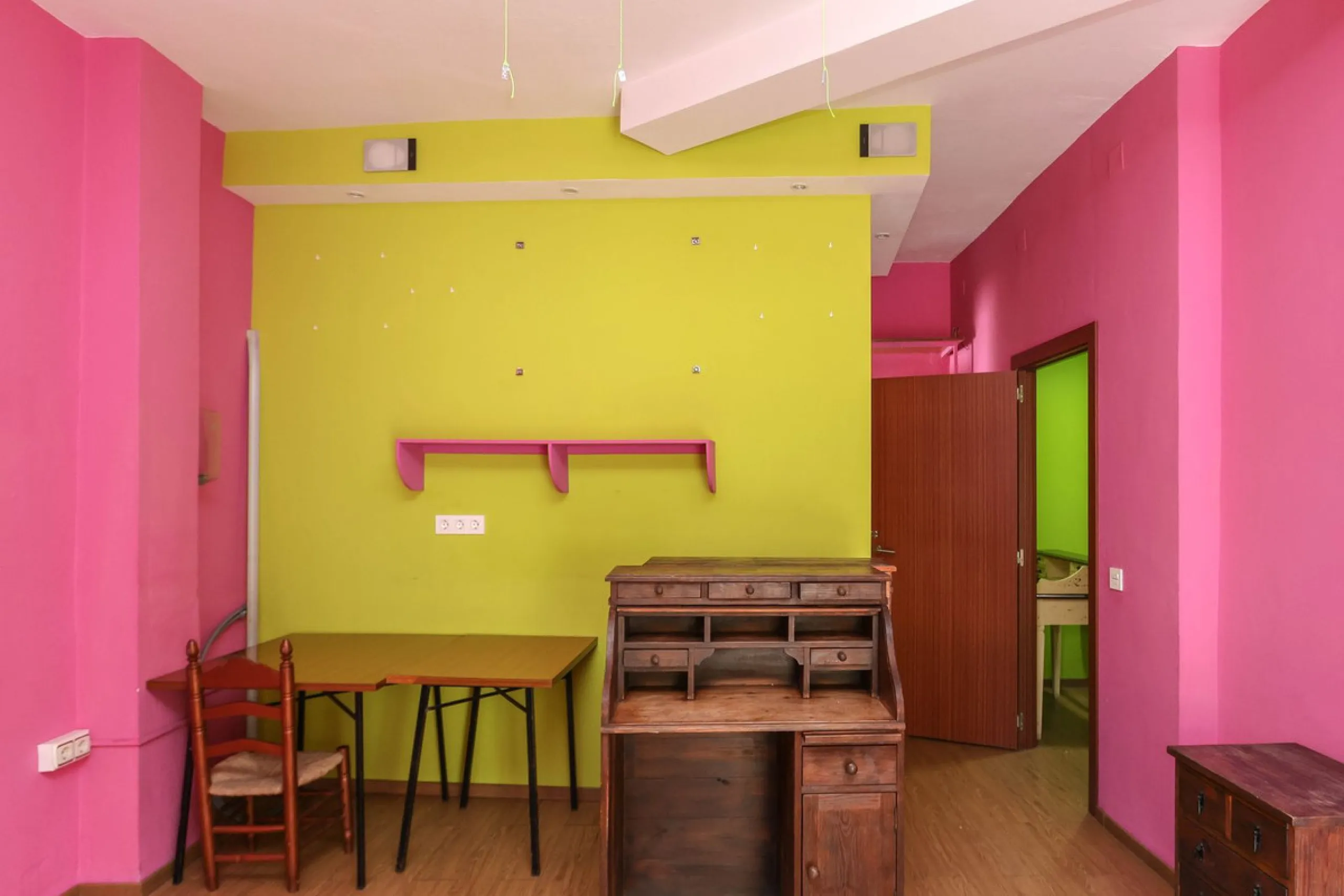 Commercial - Hostel в продаже в Tolox, Málaga. В доме 26 спален и 29 ванных комнат. Площадь дома 600 м²