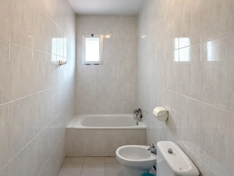 Commercial - Hostel в продаже в Tolox, Málaga. В доме 26 спален и 29 ванных комнат. Площадь дома 600 м²