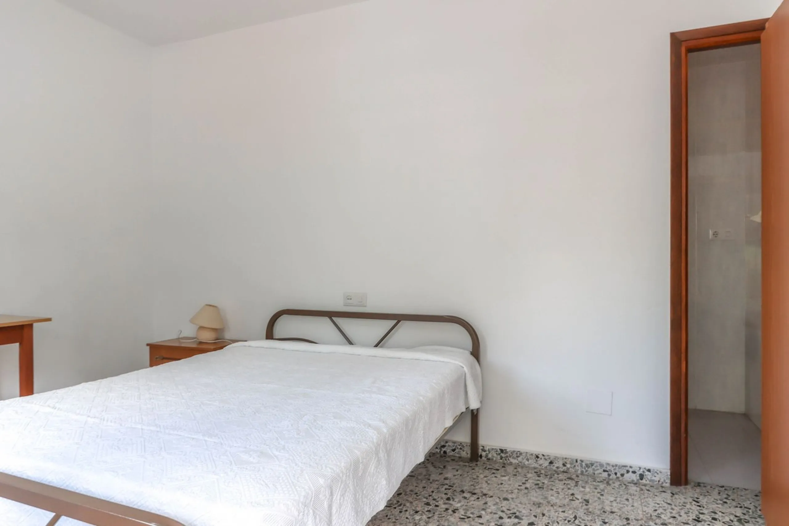 Commercial - Hostel в продаже в Tolox, Málaga. В доме 26 спален и 29 ванных комнат. Площадь дома 600 м²