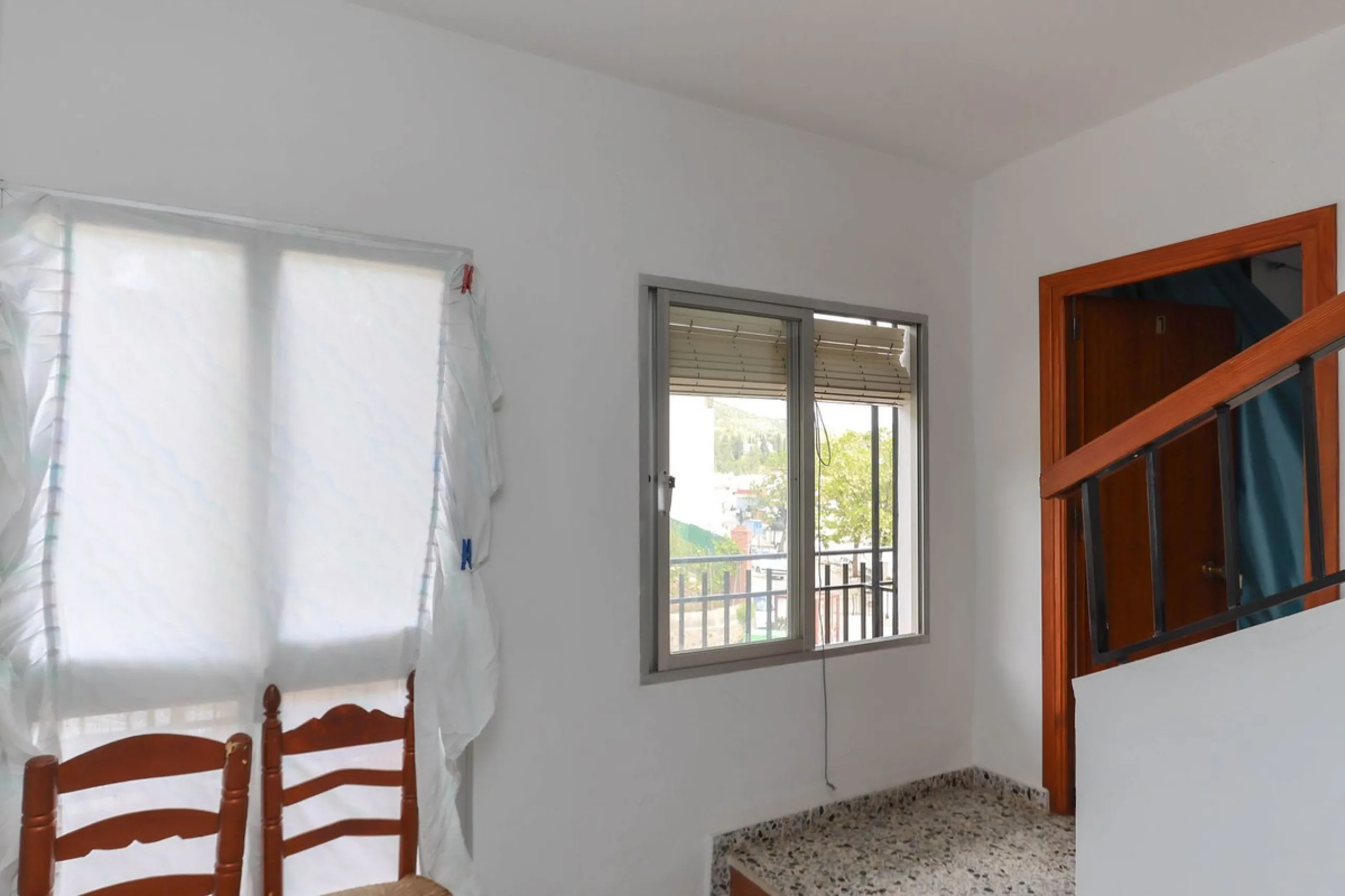 Commercial - Hostel в продаже в Tolox, Málaga. В доме 26 спален и 29 ванных комнат. Площадь дома 600 м²