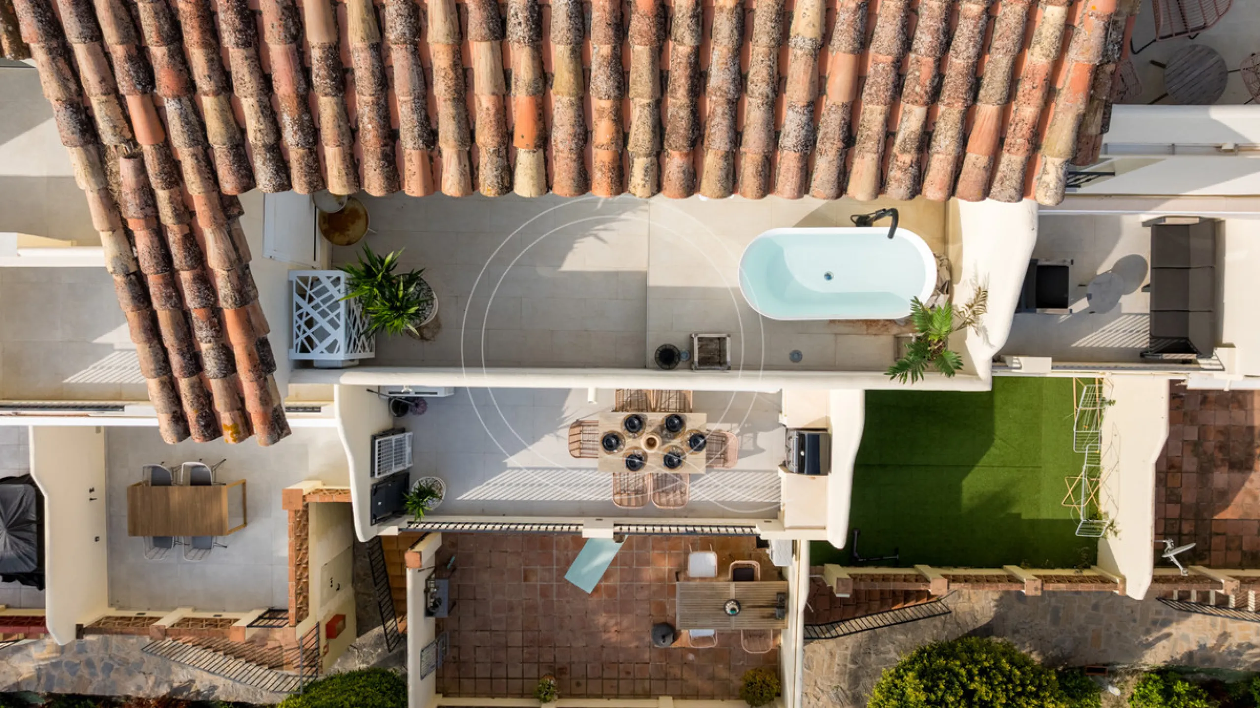 House - Townhouse в продаже в Marbella, Málaga. В доме 3 спален и 3 ванных комнат. Площадь дома 135 м²
