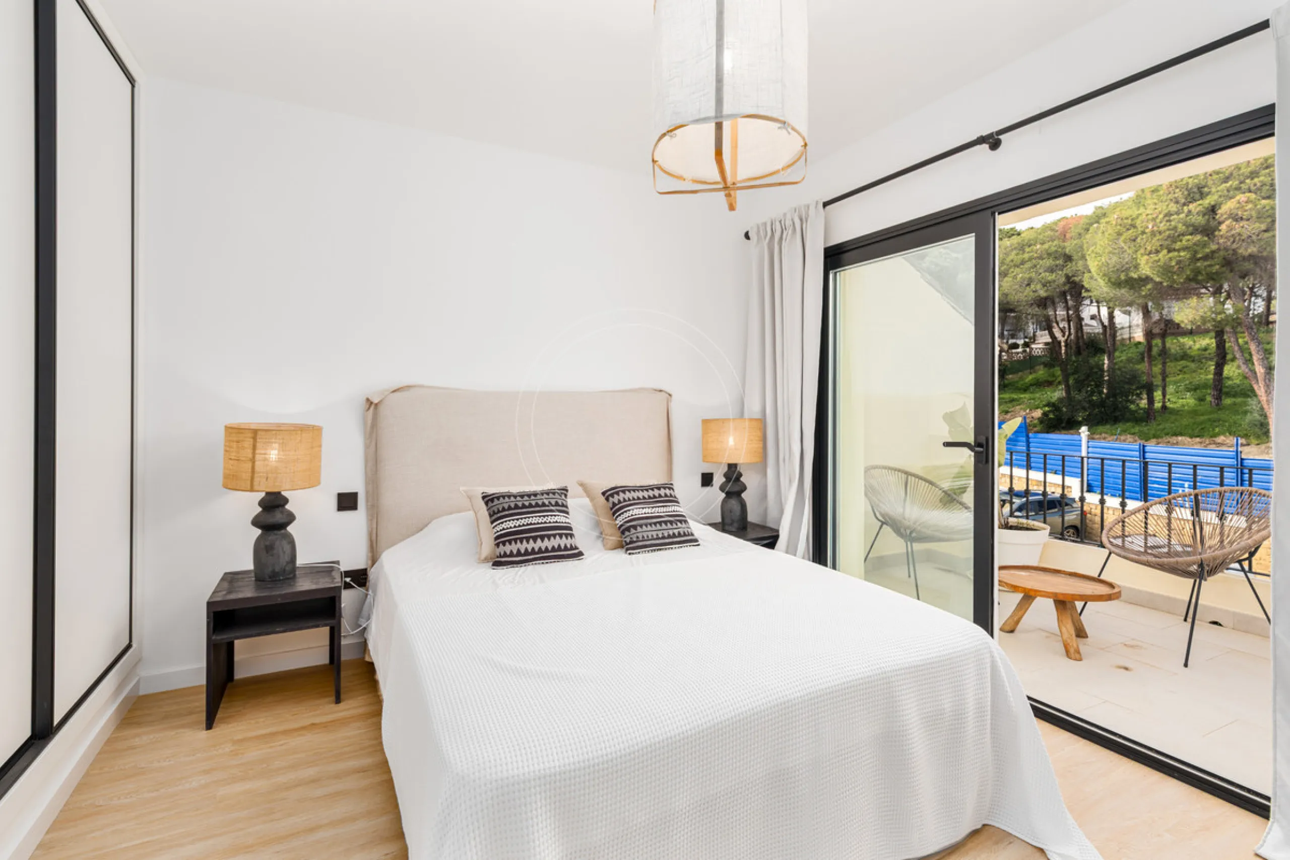 House - Townhouse в продаже в Marbella, Málaga. В доме 3 спален и 3 ванных комнат. Площадь дома 135 м²