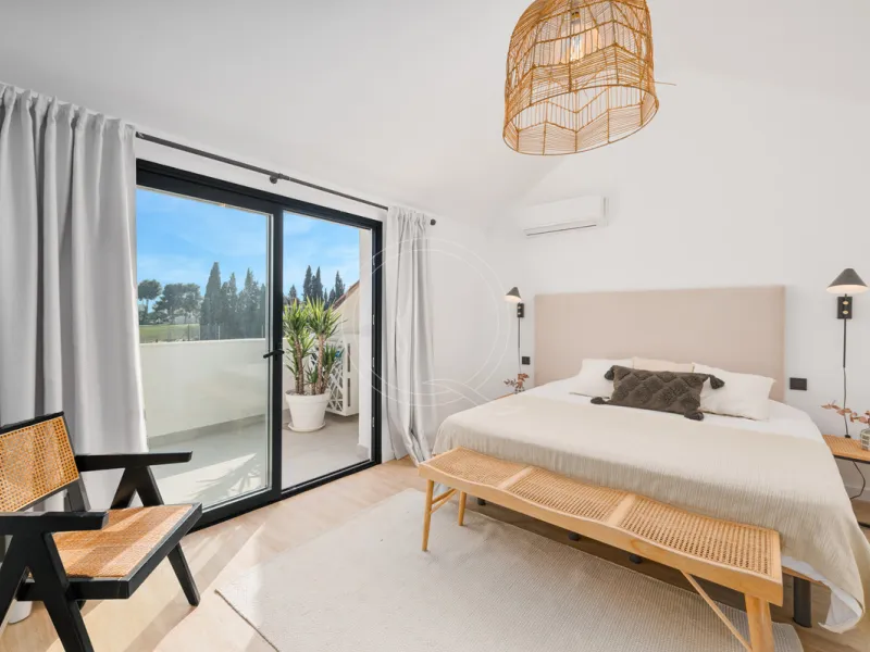 House - Townhouse в продаже в Marbella, Málaga. В доме 3 спален и 3 ванных комнат. Площадь дома 135 м²