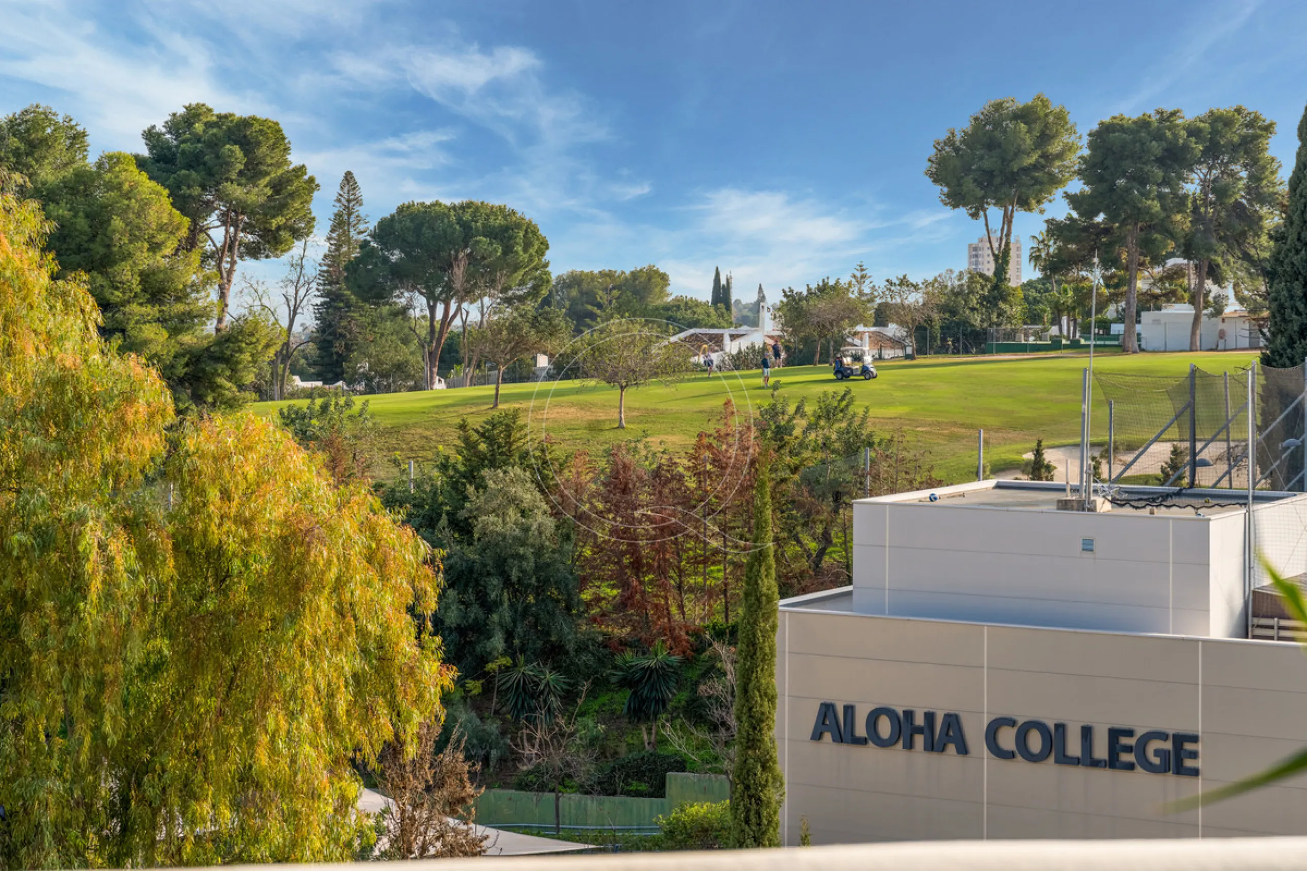 House - Townhouse в продаже в Marbella, Málaga. В доме 3 спален и 3 ванных комнат. Площадь дома 135 м²