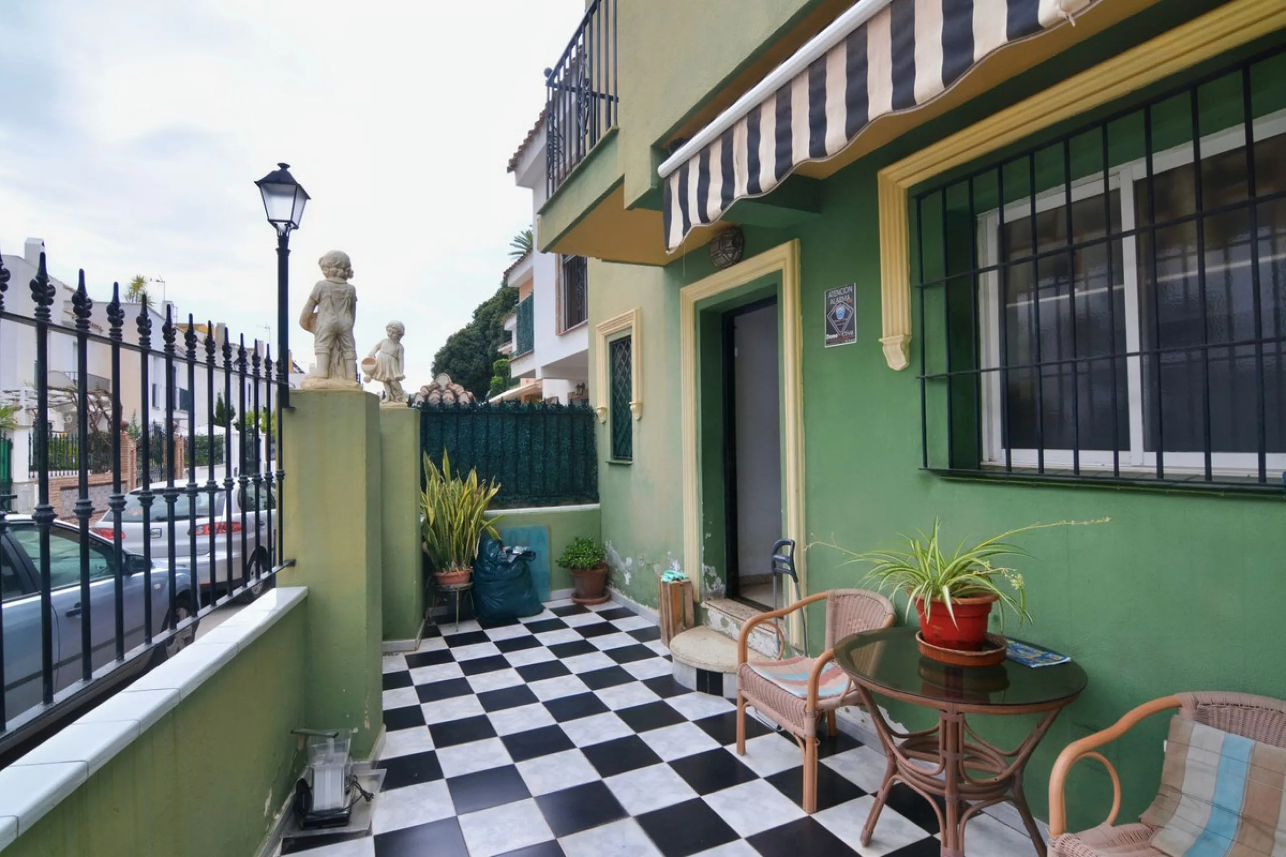 Great Opportunity in the Heart of Los Boliches!