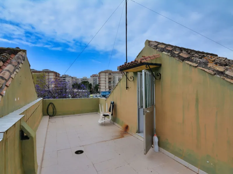 Great Opportunity in the Heart of Los Boliches!