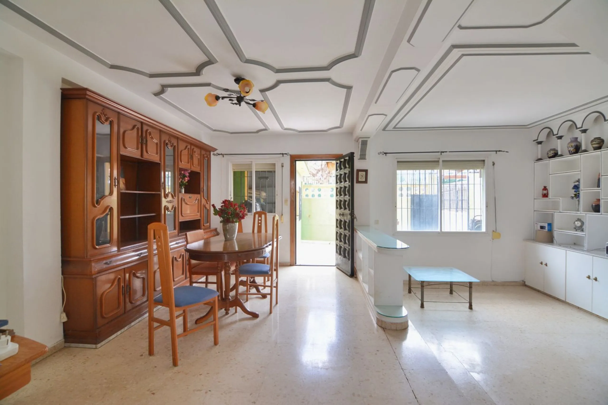 Great Opportunity in the Heart of Los Boliches!