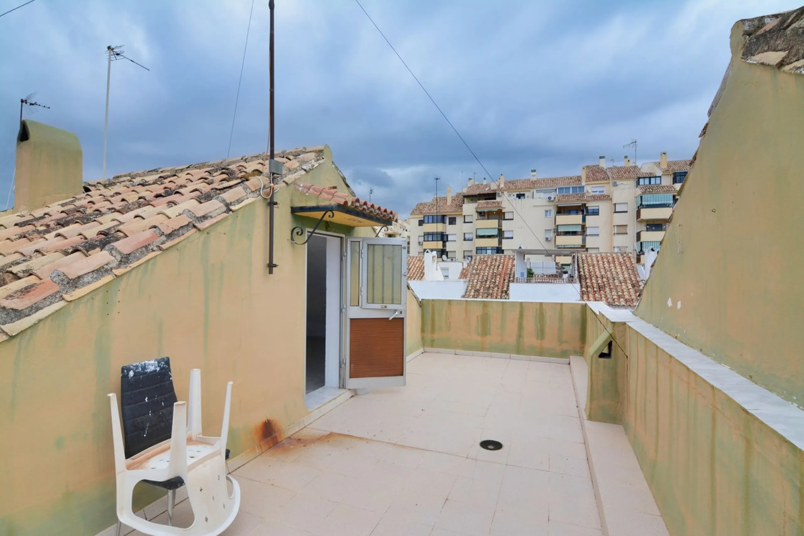 Great Opportunity in the Heart of Los Boliches!