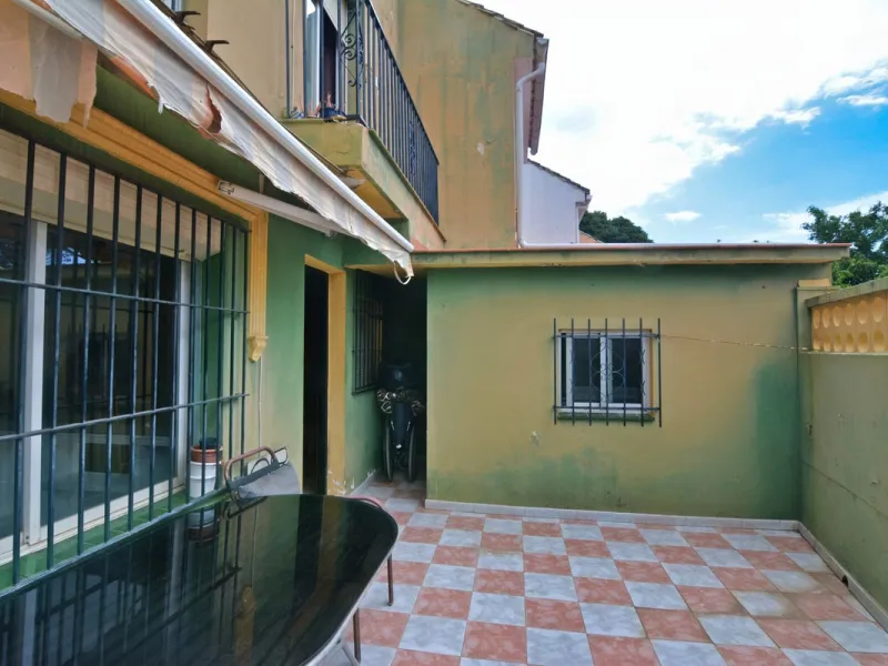 Great Opportunity in the Heart of Los Boliches!