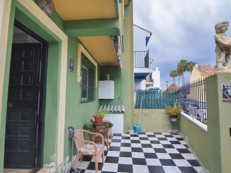 Great Opportunity in the Heart of Los Boliches!