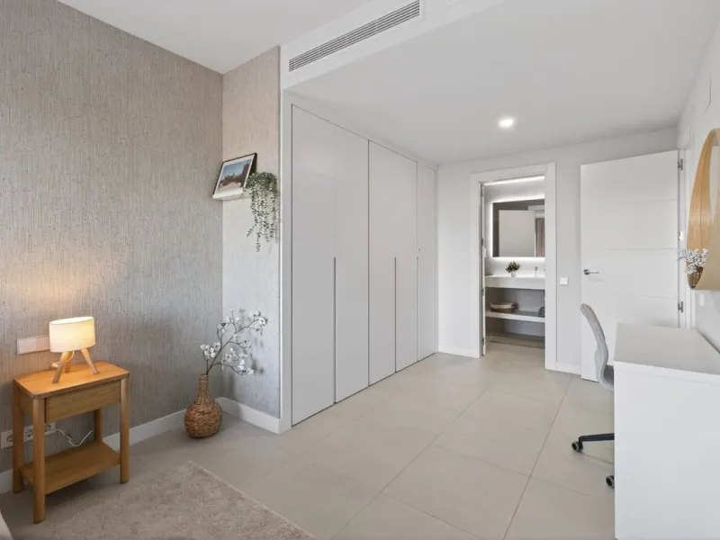 Moderne Wohnung mit zwei Schlafzimmern in Calanova Golf