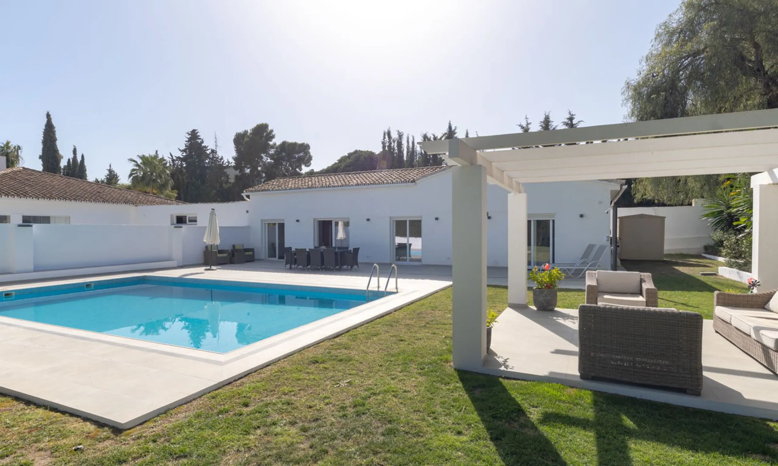 OFFERS OVER €4,000, 000