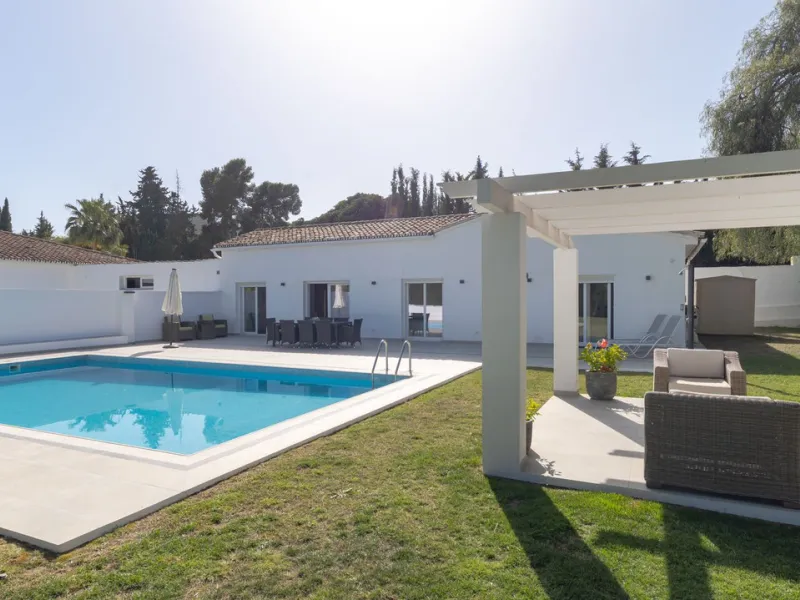 OFFERS OVER €4,000, 000