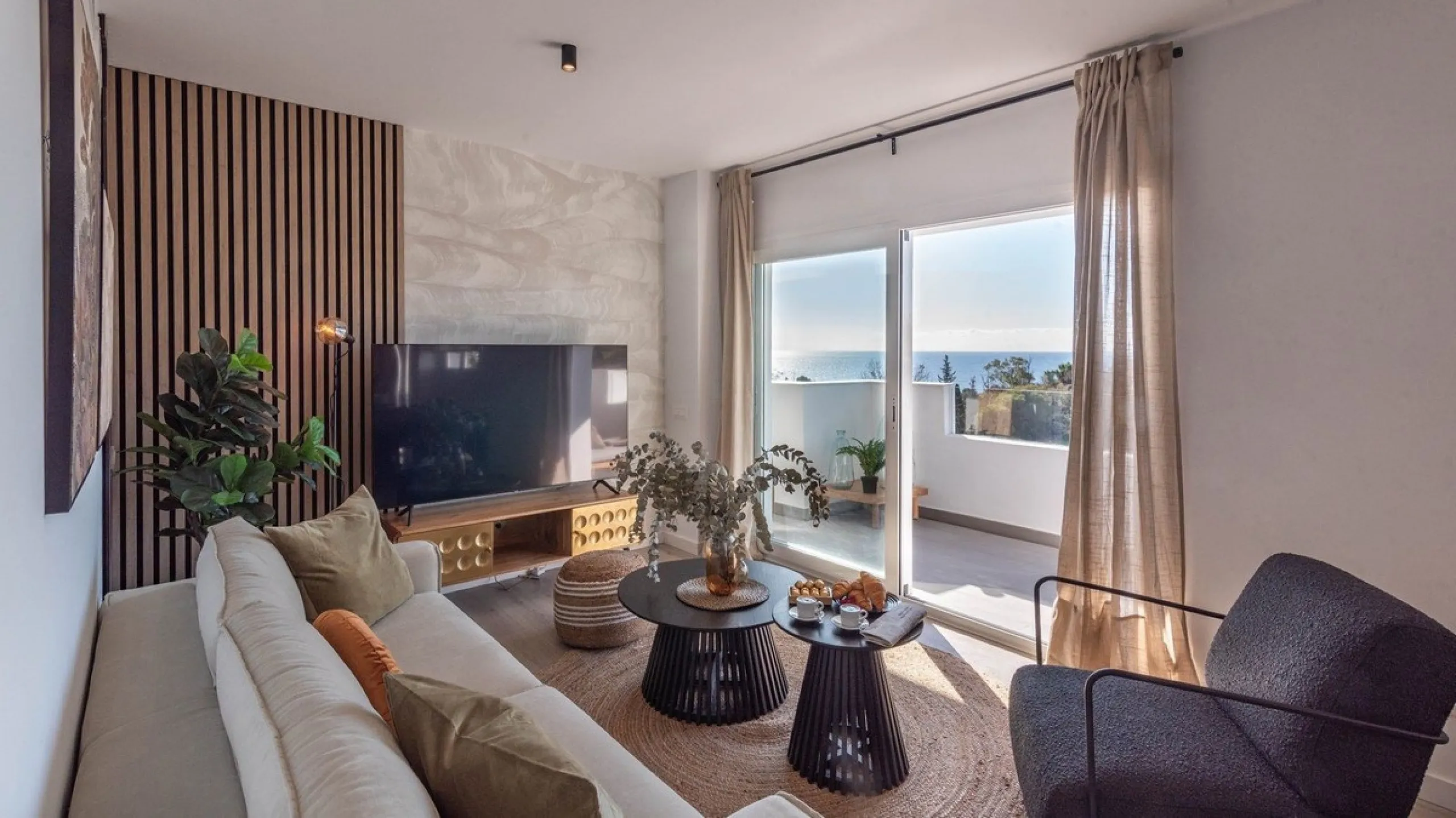 EXCLUSIVE SEA VIEW APARTMENT FOR SALE IN LA RESERVA DEL RINCÓN – ENJOY LUXURY LIVING ON THE COSTA DEL SOL