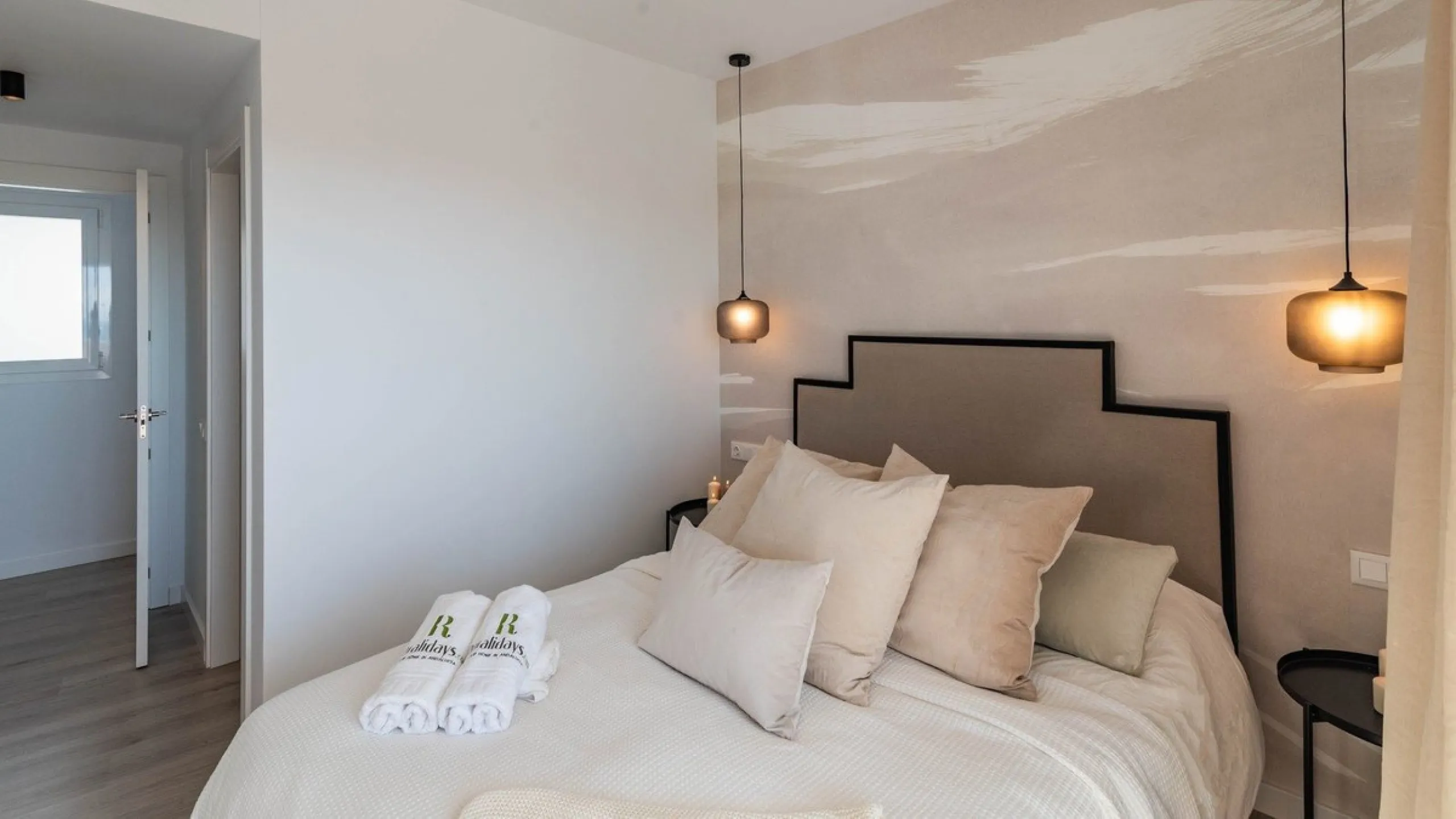 EXCLUSIVE SEA VIEW APARTMENT FOR SALE IN LA RESERVA DEL RINCÓN – ENJOY LUXURY LIVING ON THE COSTA DEL SOL
