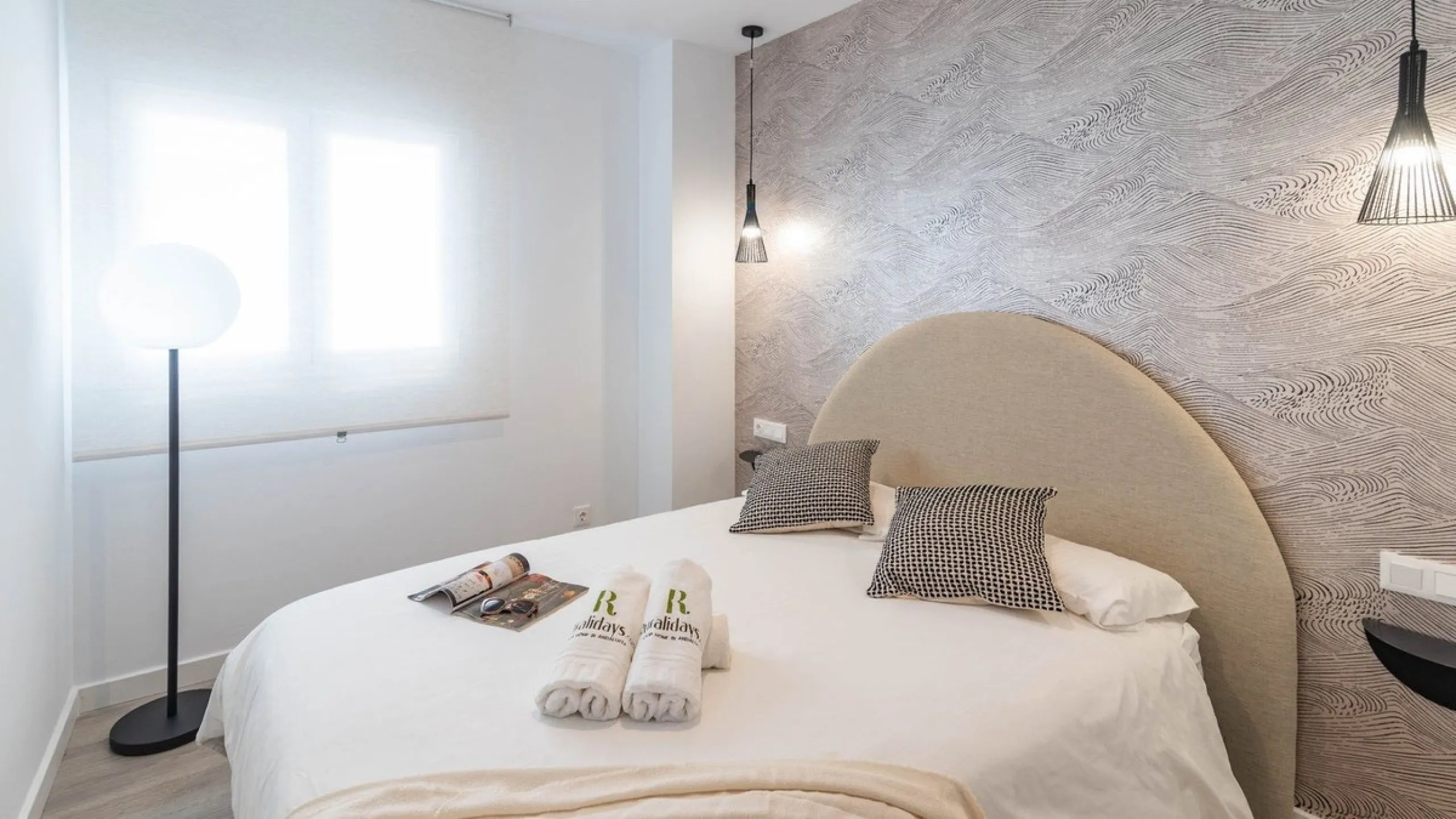 EXCLUSIVE SEA VIEW APARTMENT FOR SALE IN LA RESERVA DEL RINCÓN – ENJOY LUXURY LIVING ON THE COSTA DEL SOL