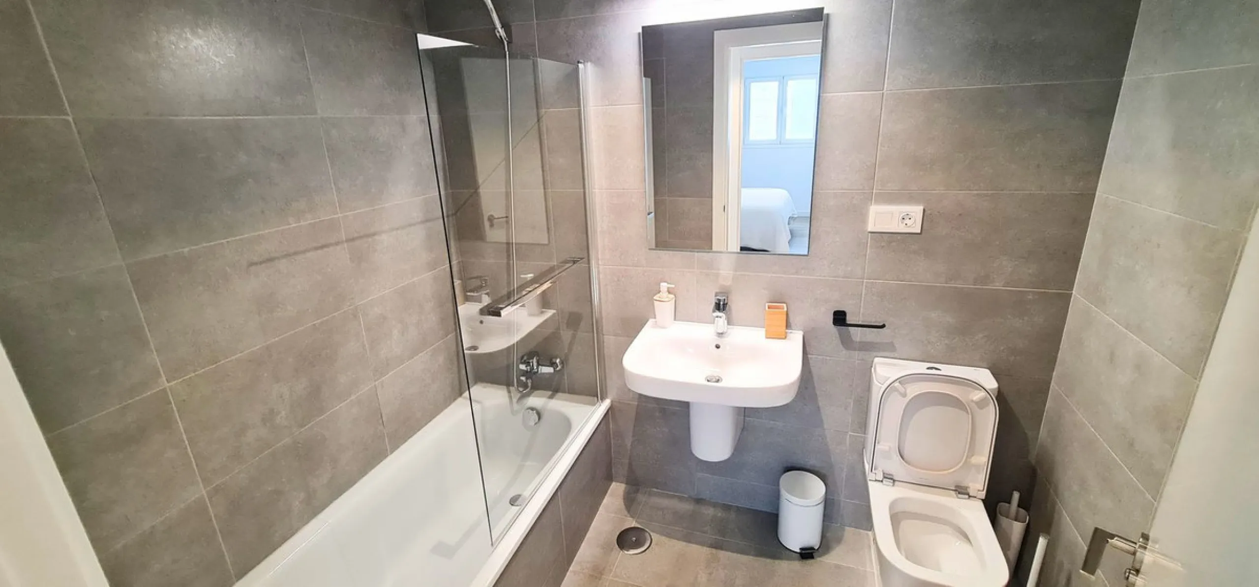 EXCLUSIVE SEA VIEW APARTMENT FOR SALE IN LA RESERVA DEL RINCÓN – ENJOY LUXURY LIVING ON THE COSTA DEL SOL