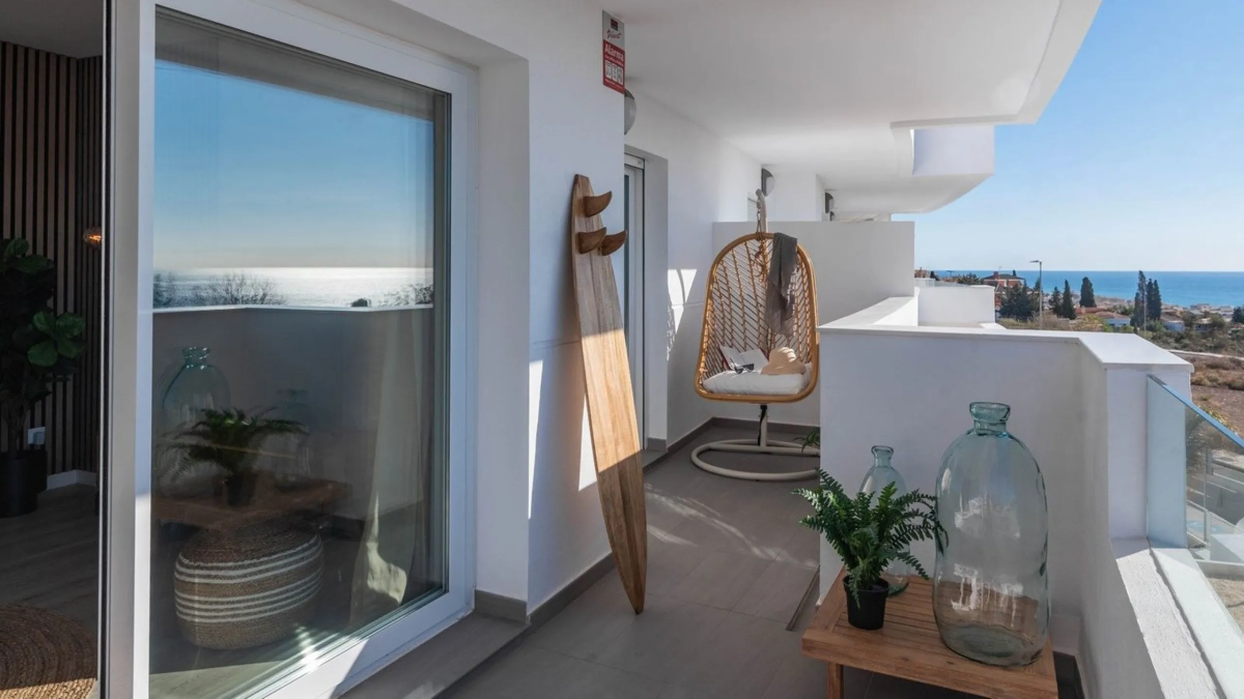 EXCLUSIVE SEA VIEW APARTMENT FOR SALE IN LA RESERVA DEL RINCÓN – ENJOY LUXURY LIVING ON THE COSTA DEL SOL
