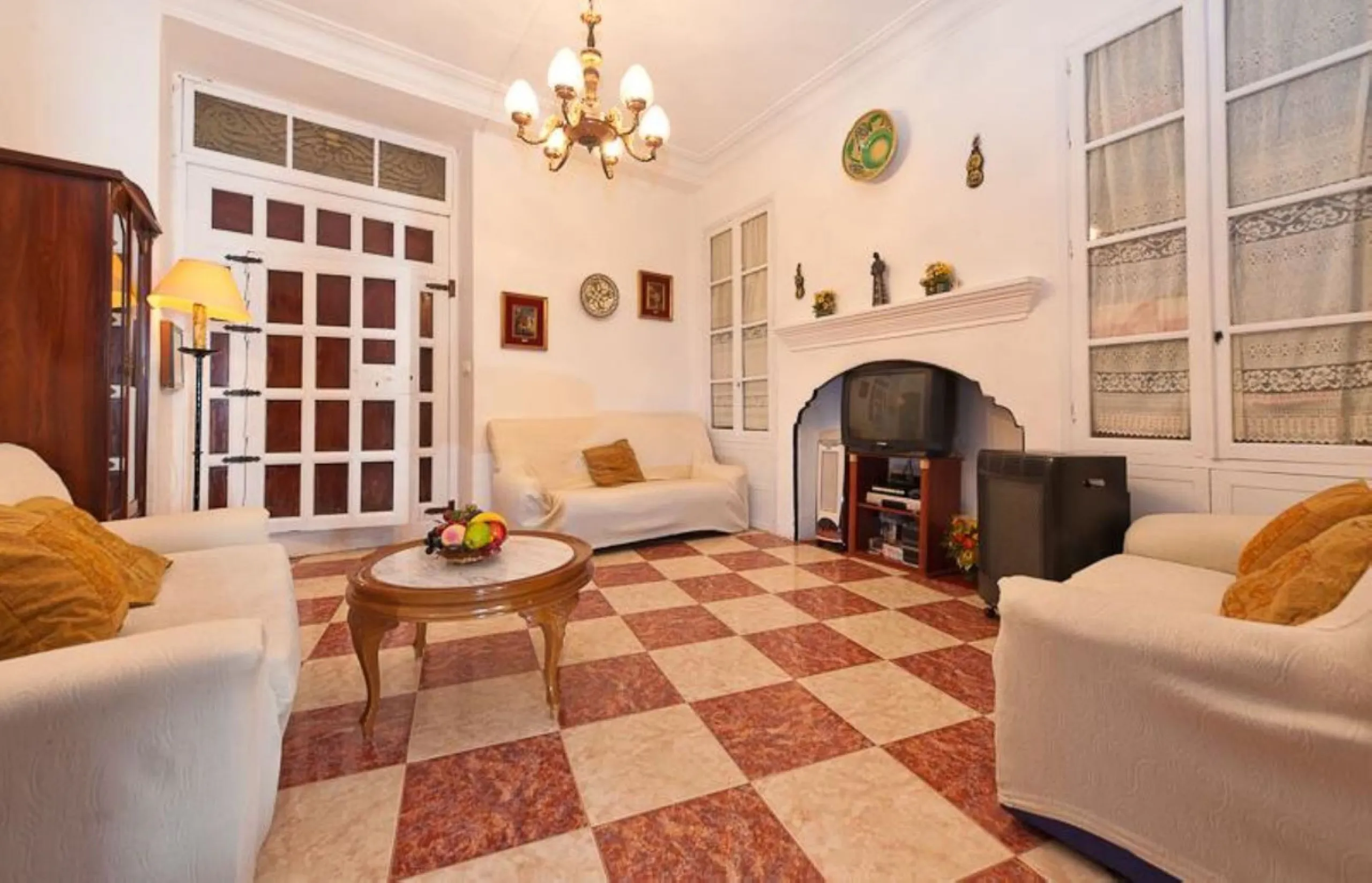 Unique investment property in the heart of Álora - ideal for tourist use!