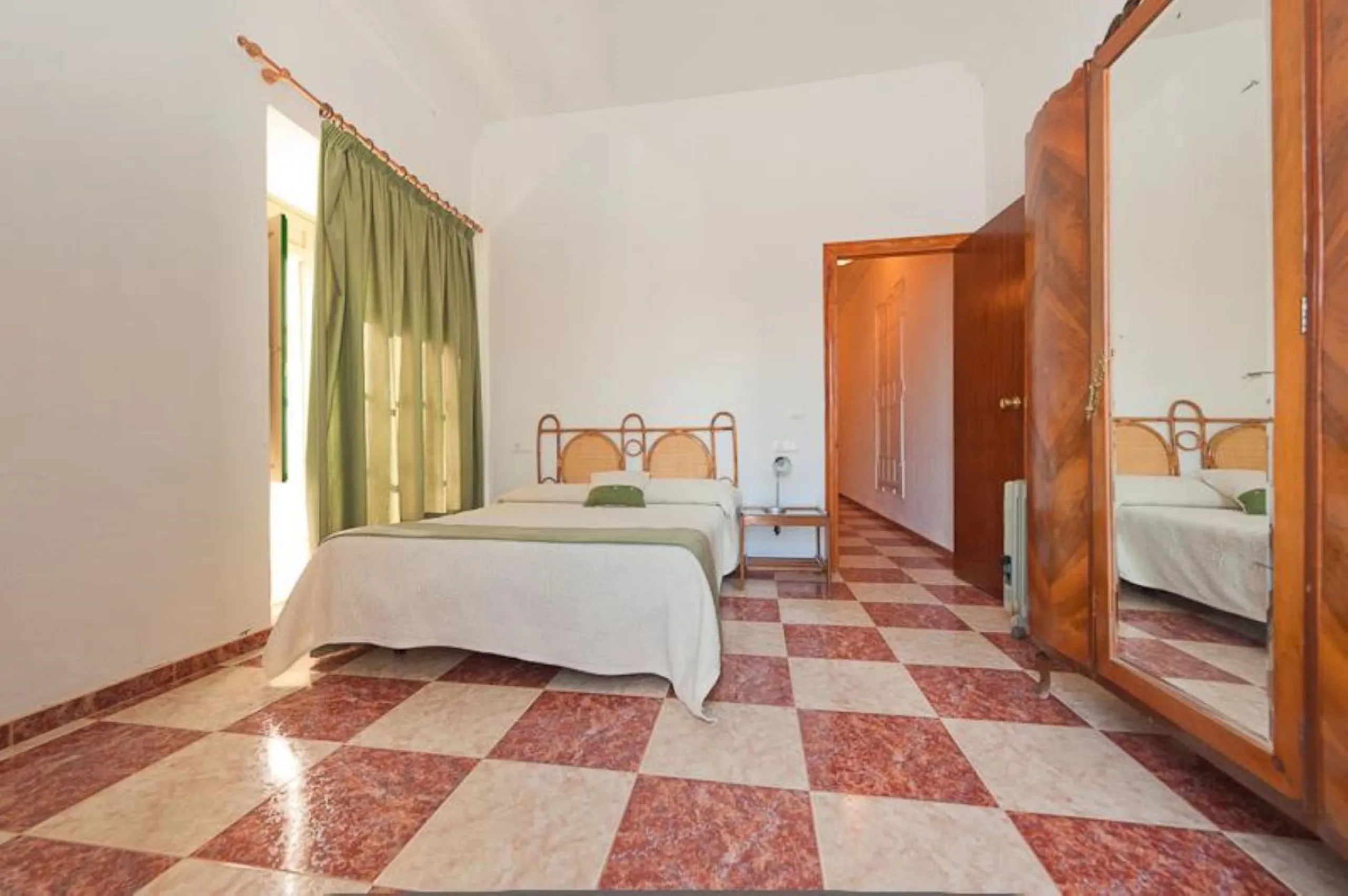 Unique investment property in the heart of Álora - ideal for tourist use!