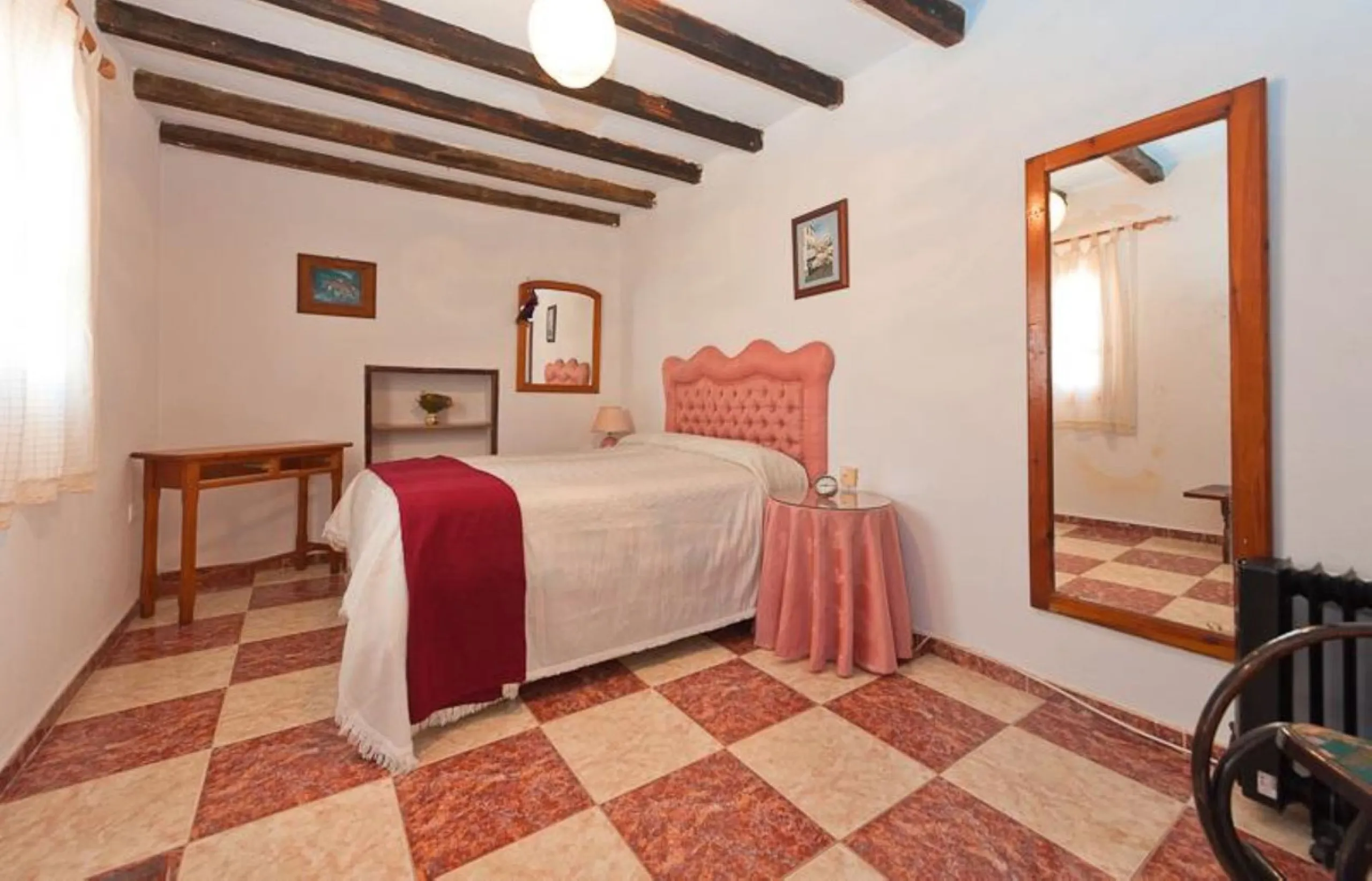 Unique investment property in the heart of Álora - ideal for tourist use!