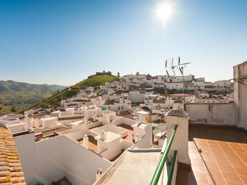 Unique investment property in the heart of Álora - ideal for tourist use!