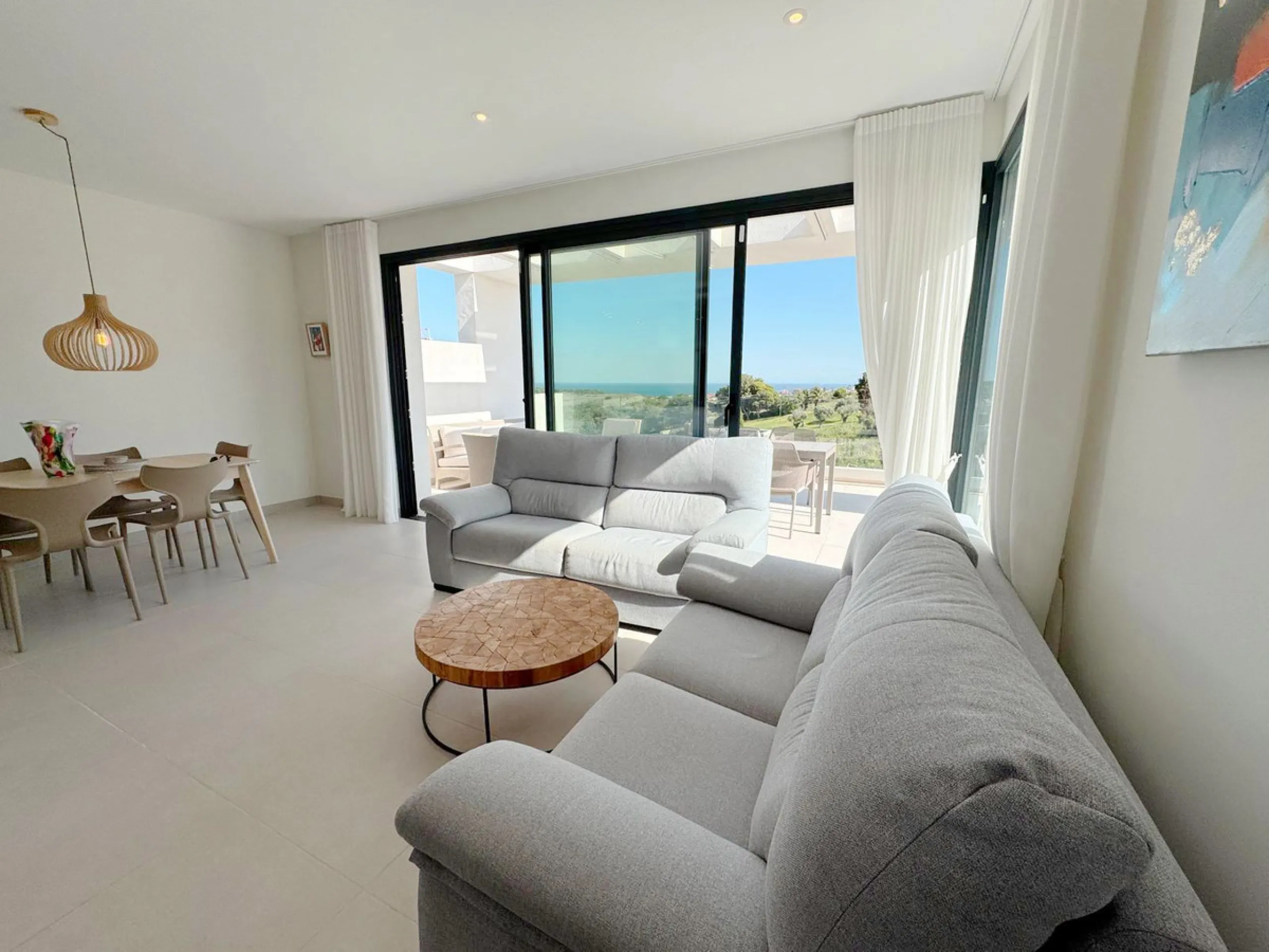 Penthouse with Panoramic Sea & Golf Views – Estepona