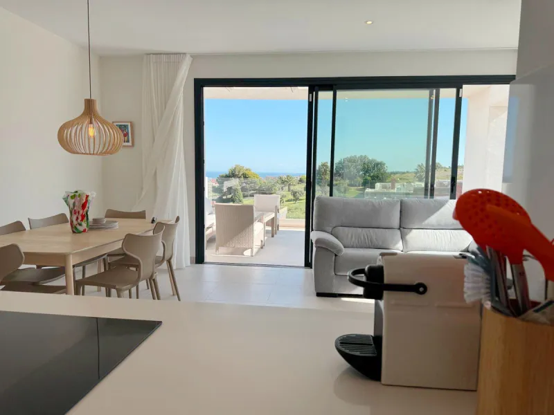 Penthouse with Panoramic Sea & Golf Views – Estepona