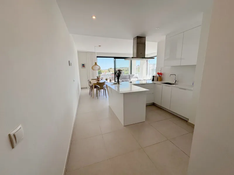 Penthouse with Panoramic Sea & Golf Views – Estepona
