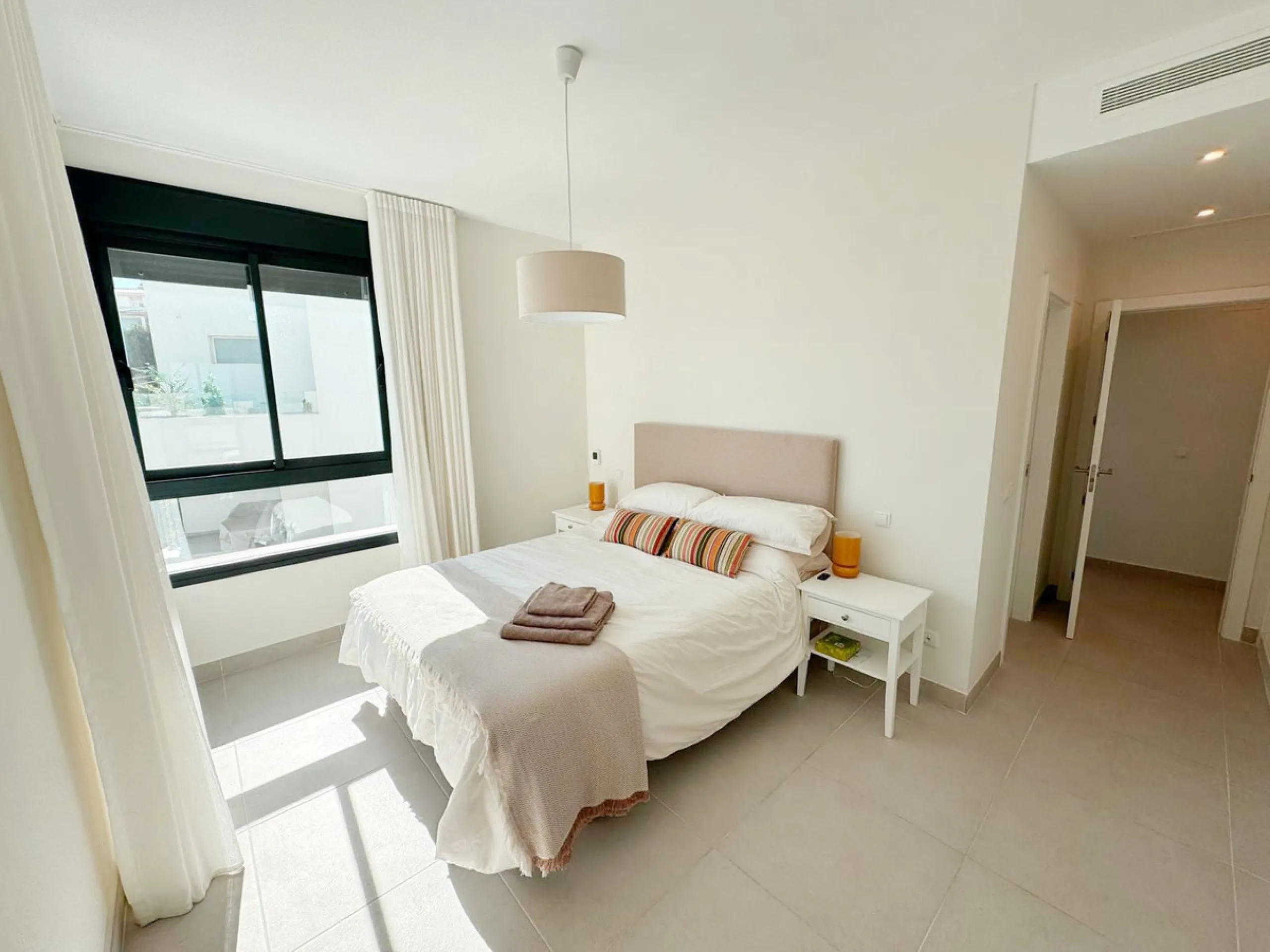 Penthouse with Panoramic Sea & Golf Views – Estepona
