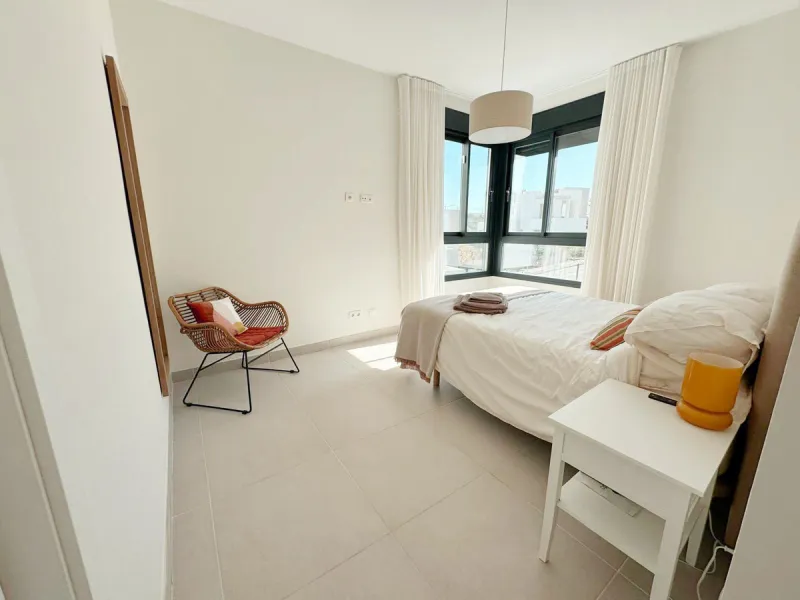 Penthouse with Panoramic Sea & Golf Views – Estepona