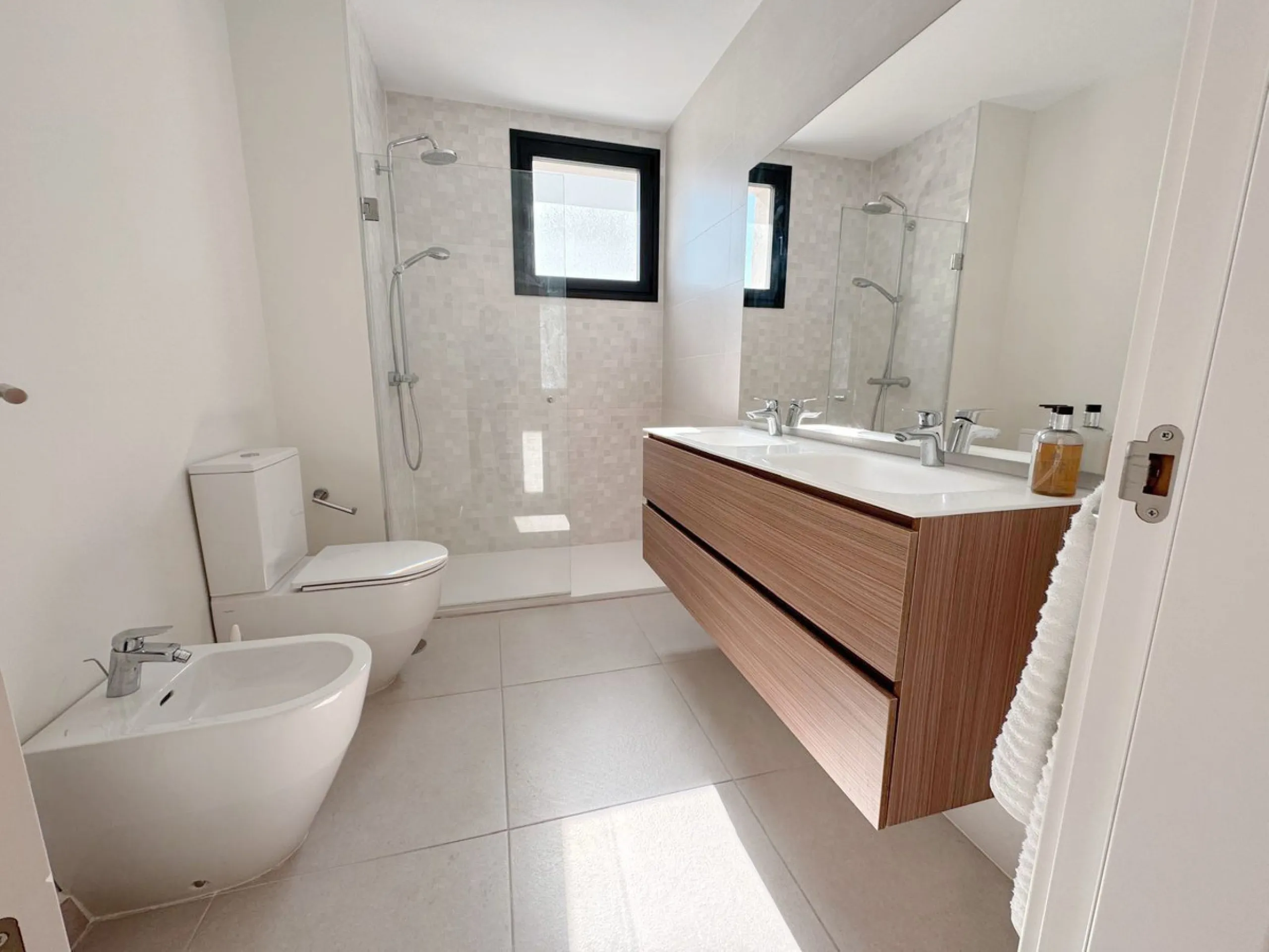 Penthouse with Panoramic Sea & Golf Views – Estepona