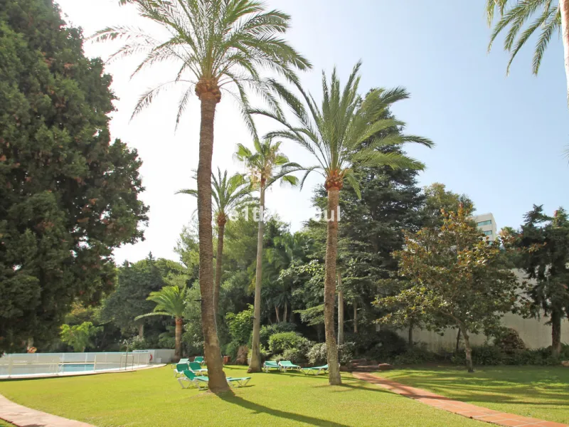 Apartment - Penthouse в продаже в Marbella, Málaga. В доме 2 спален и 2 ванных комнат. Площадь дома 139 м²