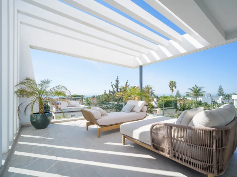House - Detached Villa в продаже в Marbella, Málaga. В доме 4 спален и 5 ванных комнат. Площадь дома 417 м². Площадь участка 640 м²