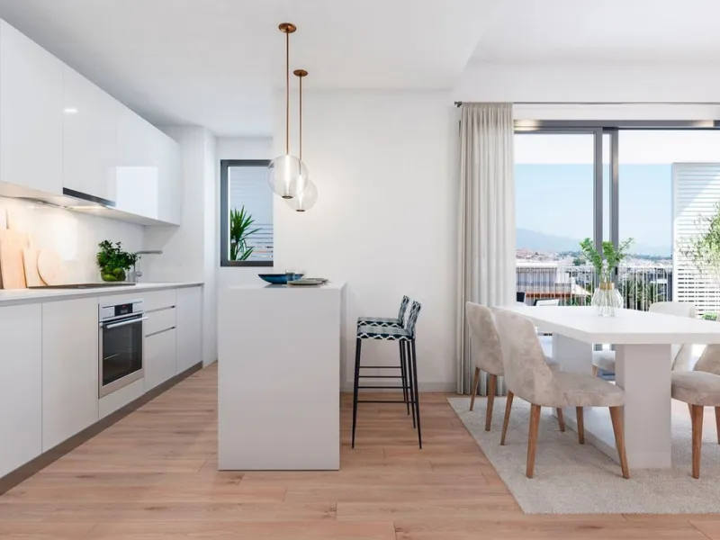 IMPORTANT: This is a RESALE UNIT. In one of the best new complexes in Estepona Town.