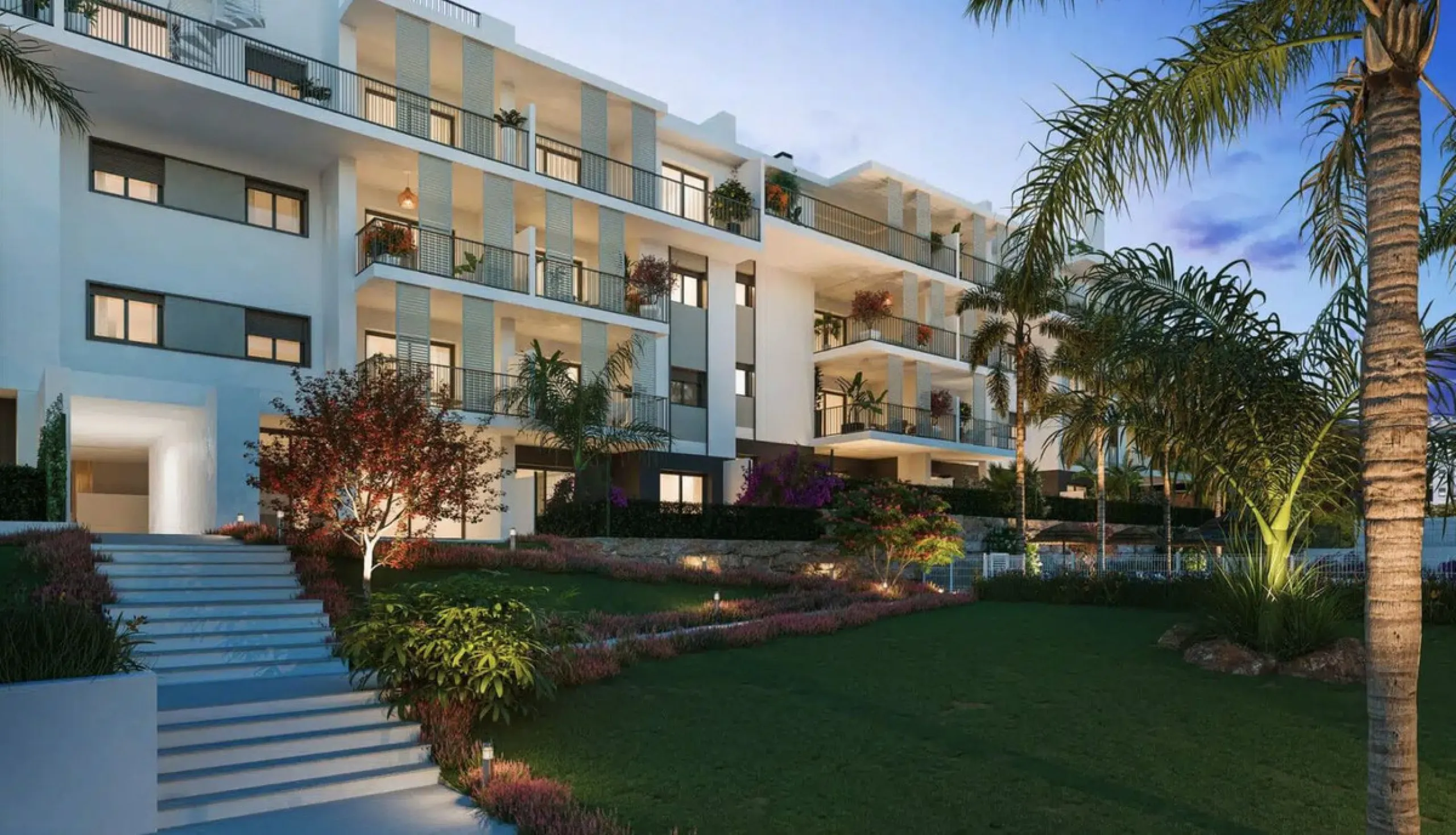 IMPORTANT: This is a RESALE UNIT. In one of the best new complexes in Estepona Town.