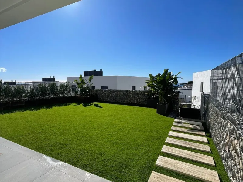 The property now has a vacation rentals licence. Making it ideal for investment into the holiday rentals market.