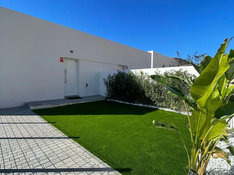 The property now has a vacation rentals licence. Making it ideal for investment into the holiday rentals market.