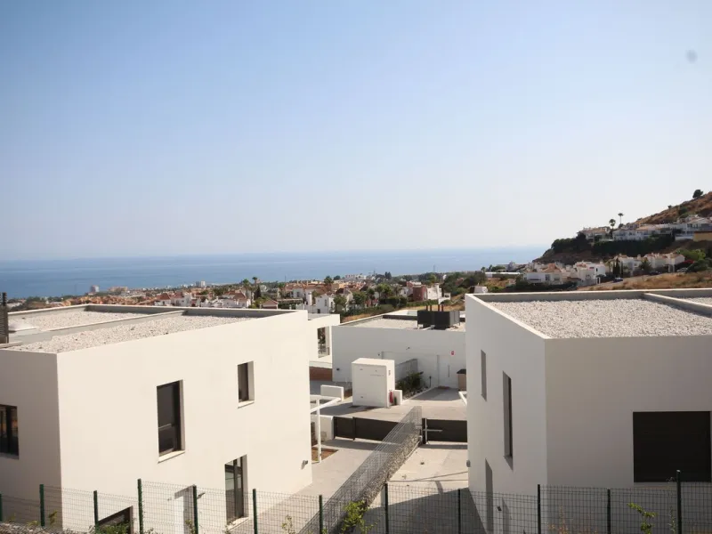 The property now has a vacation rentals licence. Making it ideal for investment into the holiday rentals market.