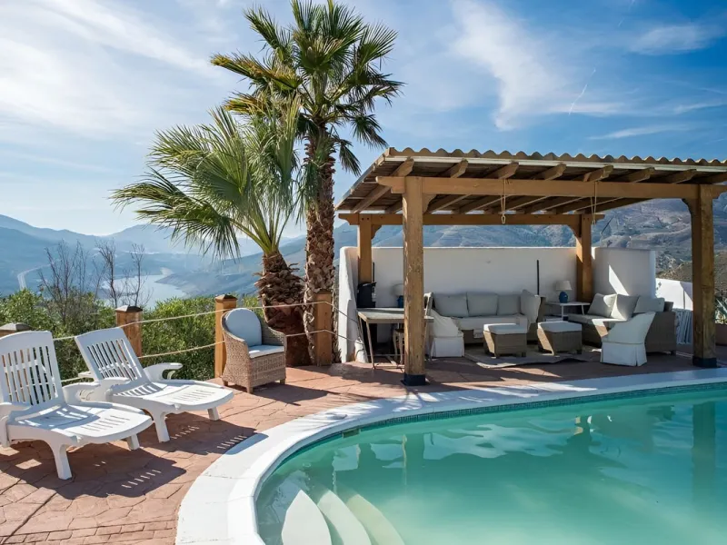 New on the market! Nestled amidst the serene landscapes of the Costa del Sol - Lanjarón, this beautiful finca offers an unparalleled blend of rustic charm and modern comfort. This exquisite property serves as a haven for those seeking a peaceful retreat w