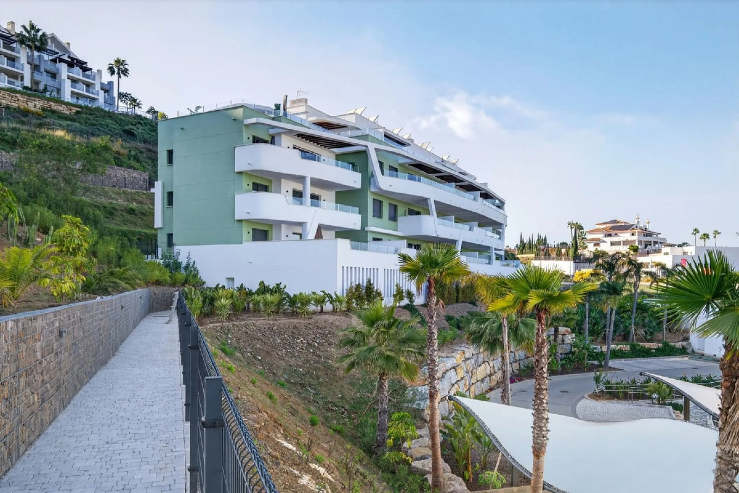 Moderne Wohnung mit zwei Schlafzimmern in Calanova Golf