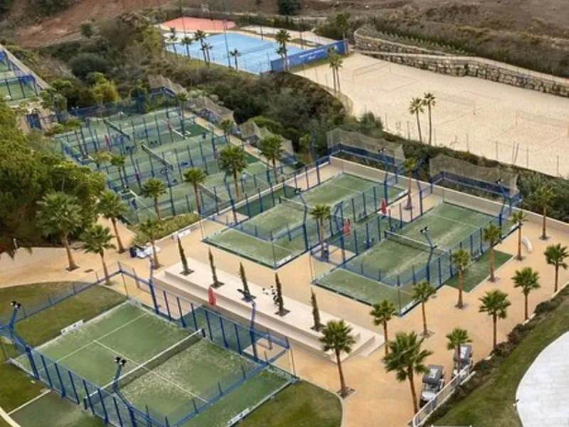 Apartment - Middle Floor Apartment в продаже в Fuengirola, Málaga. В доме 2 спален и 2 ванных комнат. Площадь дома 89 м²