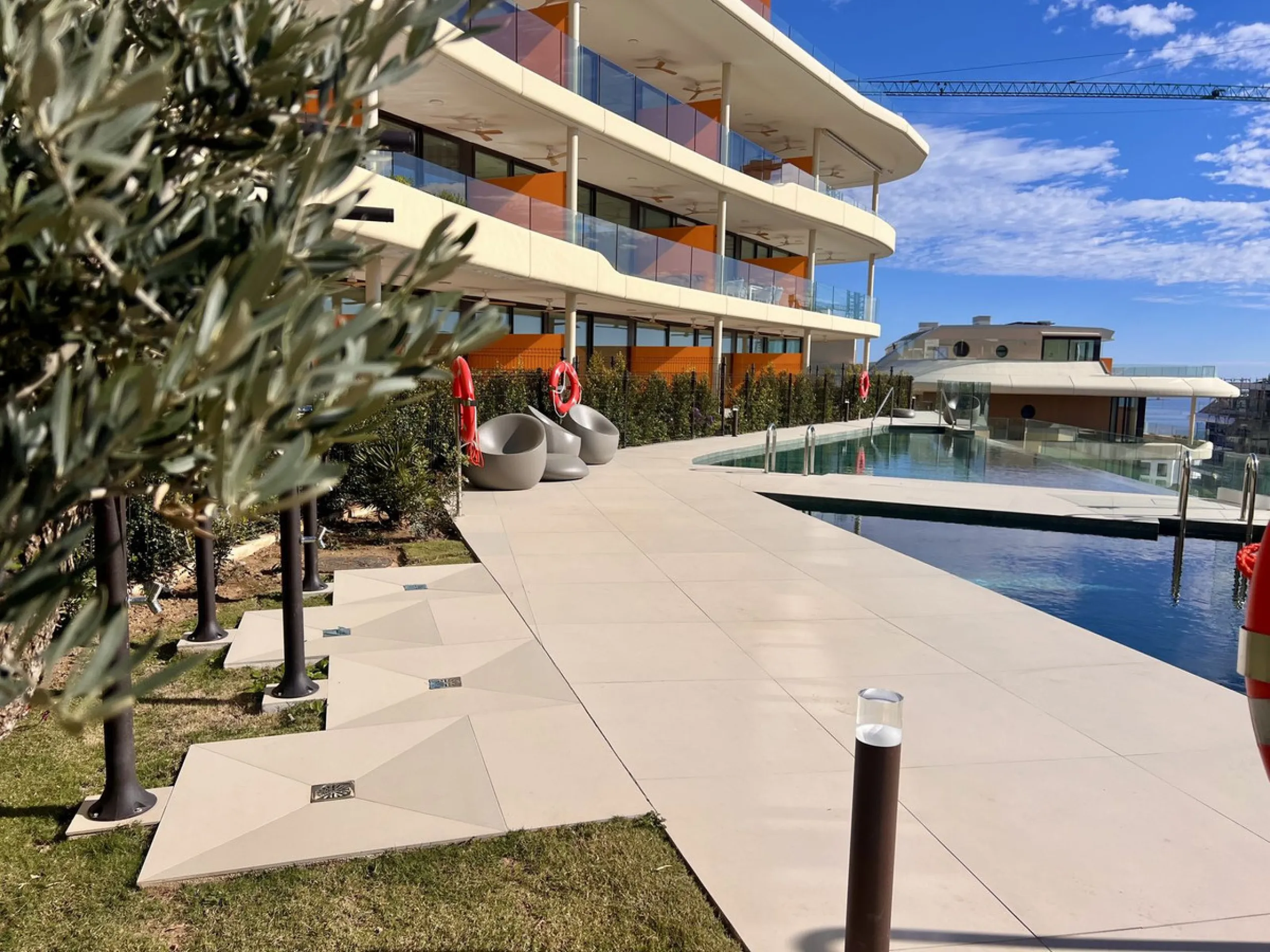 Apartment - Middle Floor Apartment в продаже в Fuengirola, Málaga. В доме 2 спален и 2 ванных комнат. Площадь дома 89 м²