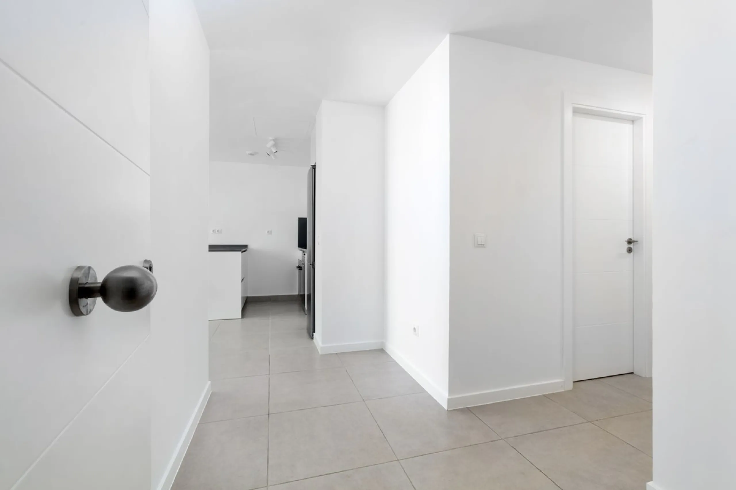 Apartment - Penthouse в продаже в Estepona, Málaga. В доме 3 спален и 2 ванных комнат. Площадь дома 100 м²
