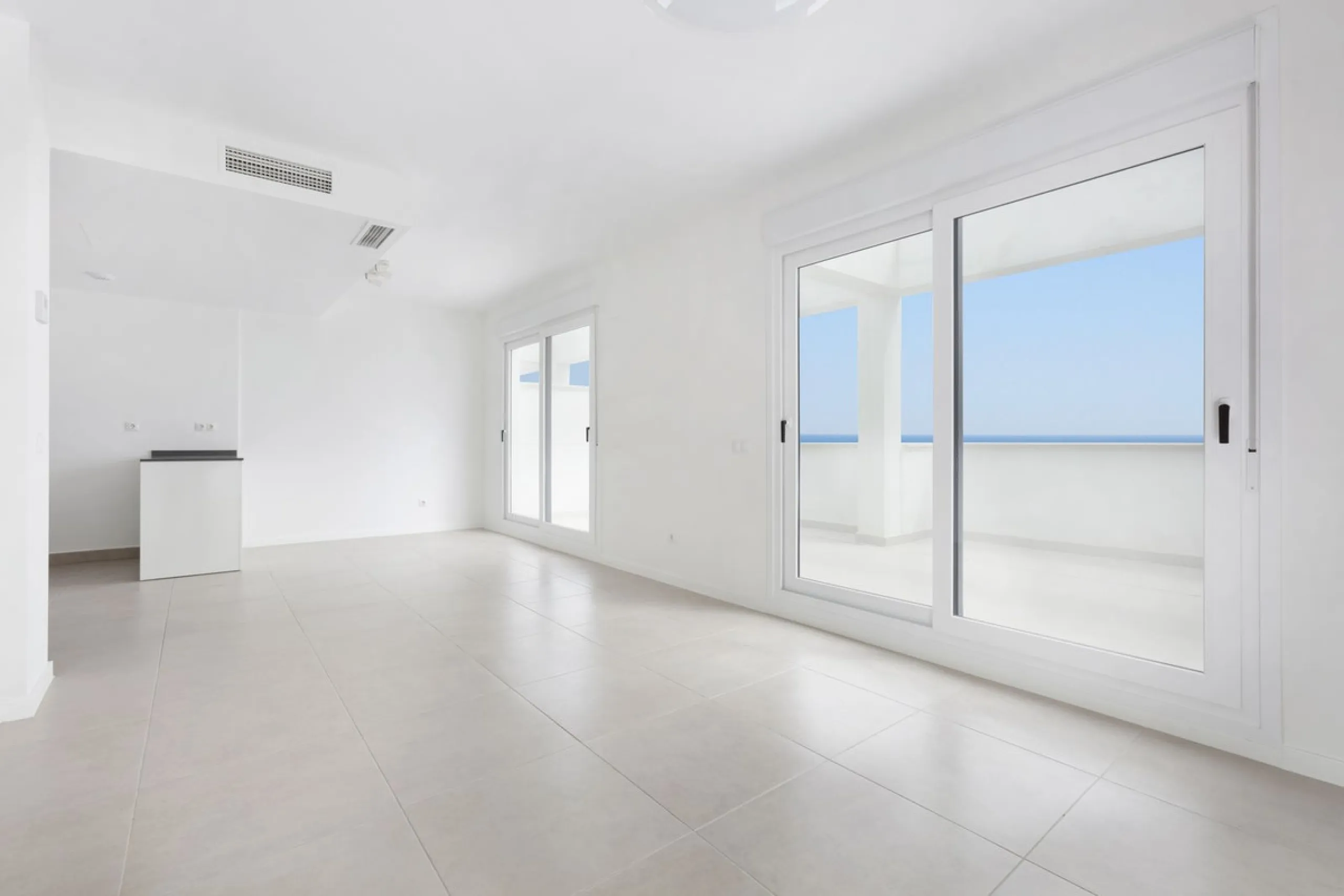 Stylish 2-Bedroom Penthouse with Stunning Sea & Mountain Views in Estepona