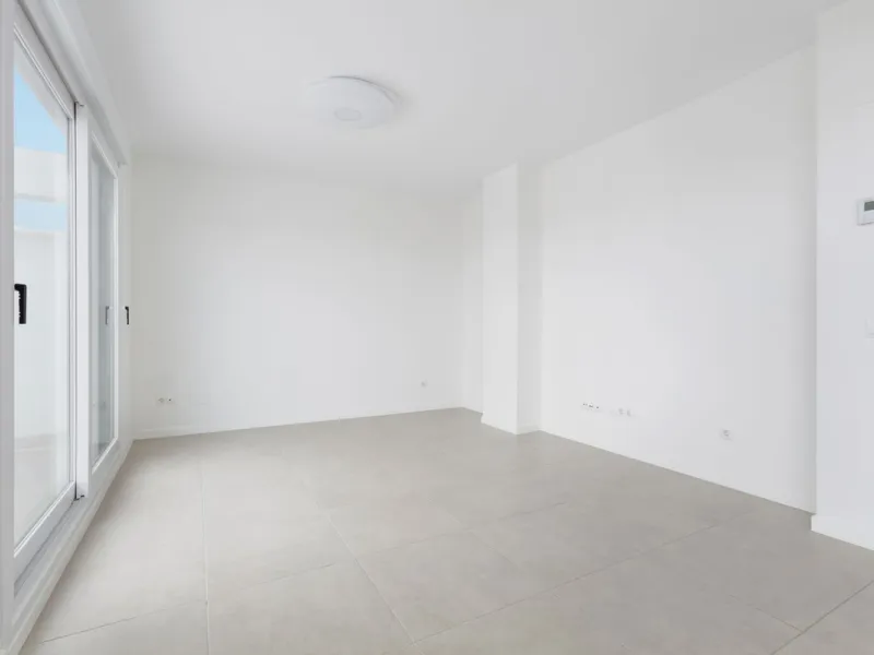 Stylish 2-Bedroom Penthouse with Stunning Sea & Mountain Views in Estepona