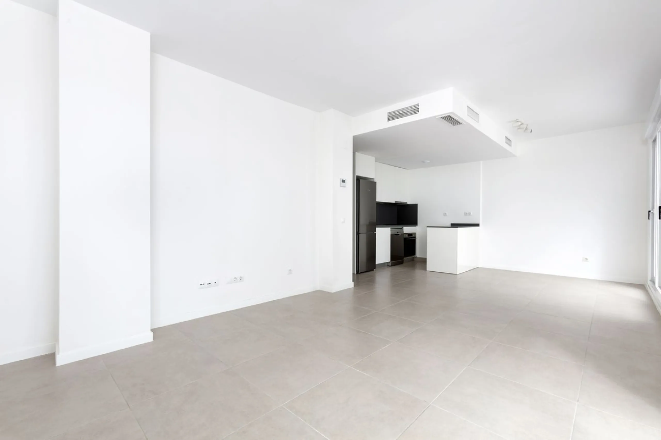 Stylish 2-Bedroom Penthouse with Stunning Sea & Mountain Views in Estepona